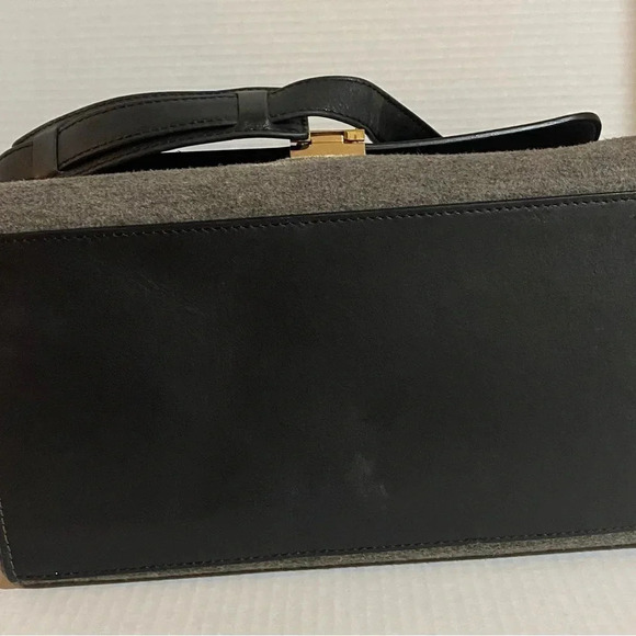 Celine - Picture 8 of 14